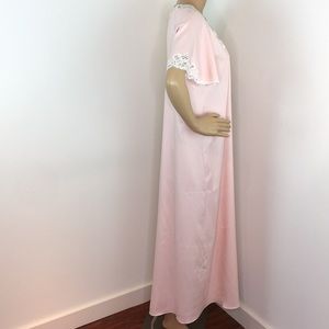 Natori Intimates & Sleepwear - VINTAGE NATORI Pink Long Gown Natori Intimates & Sleepwear - VINTAGE NATORI Pink Long Gown